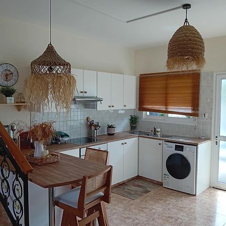 Melanos Residence 2 Bdrm Townhouse With Private Pool Klorakas Екстер'єр фото