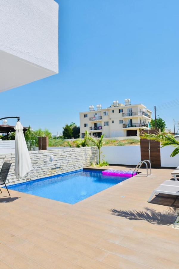 Melanos Residence 2 Bdrm Townhouse With Private Pool Klorakas Екстер'єр фото