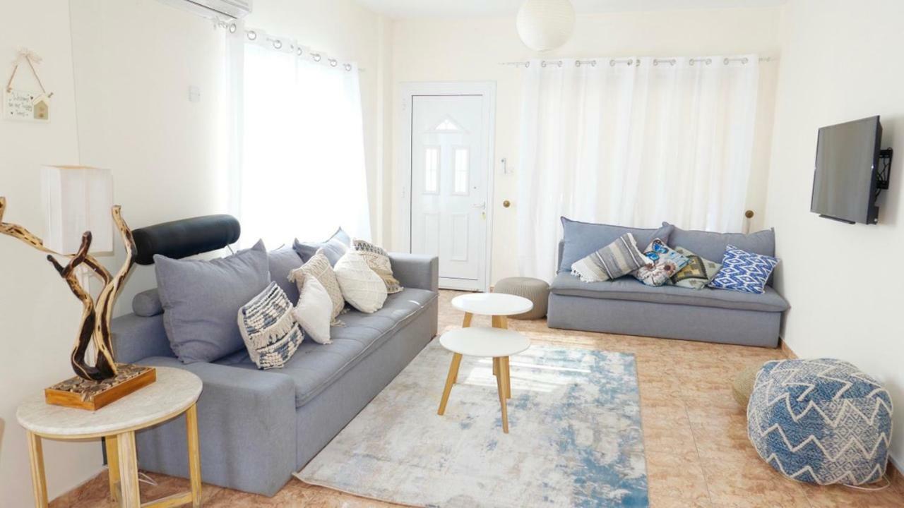 Melanos Residence 2 Bdrm Townhouse With Private Pool Klorakas Екстер'єр фото